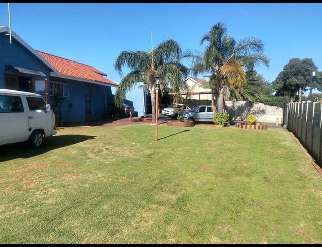 4 BEDROOM HOUSE FOR SALE IN HILLSHAVEN